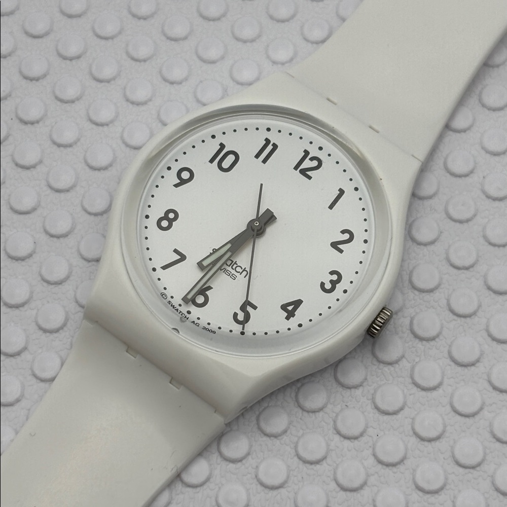 Swatch Watch - GW151 - JUST WHITE